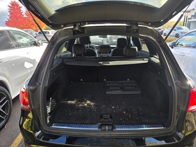 used 2022 Mercedes-Benz GLC 300 car, priced at $33,897