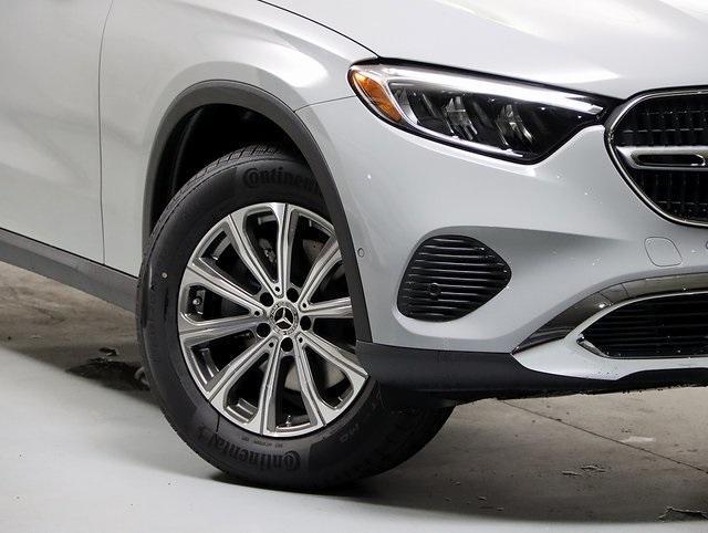 new 2025 Mercedes-Benz GLC 300 car, priced at $58,305