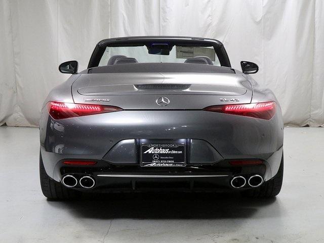 new 2024 Mercedes-Benz AMG SL 43 car, priced at $111,665