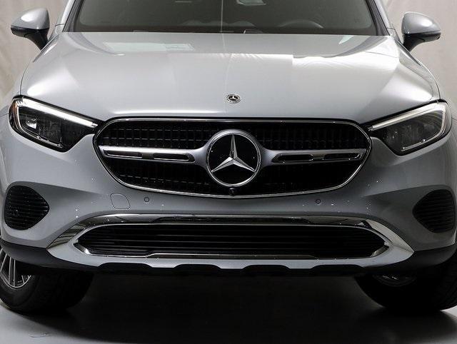 new 2025 Mercedes-Benz GLC 300 car, priced at $59,655