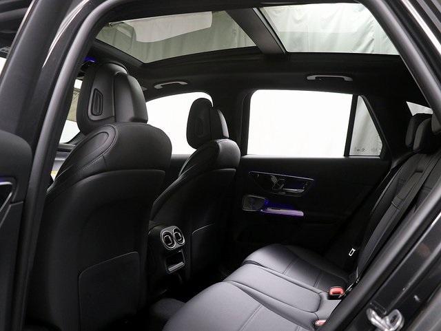 new 2025 Mercedes-Benz GLC 300 car, priced at $59,415