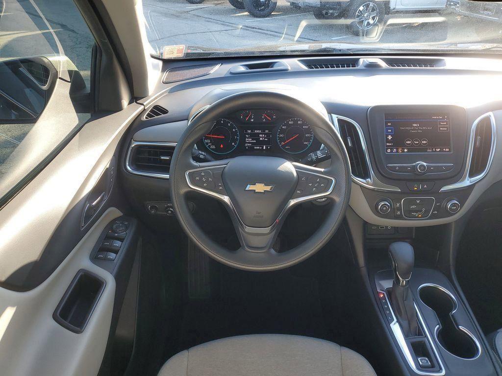 used 2022 Chevrolet Equinox car, priced at $18,200