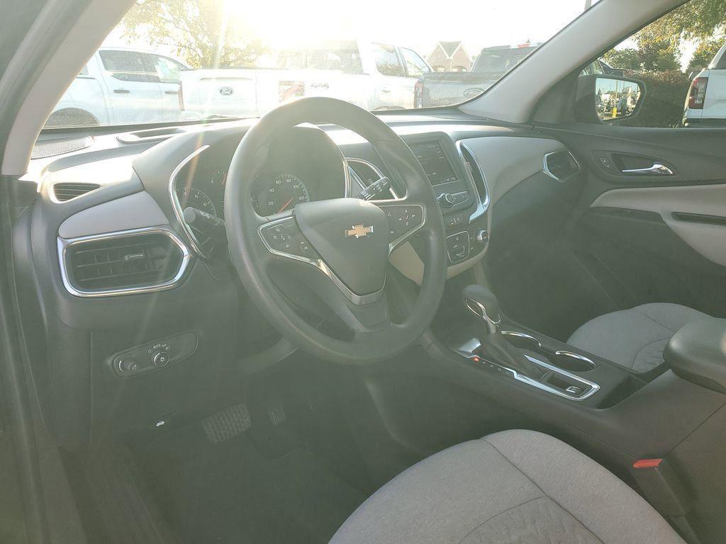 used 2022 Chevrolet Equinox car, priced at $18,200