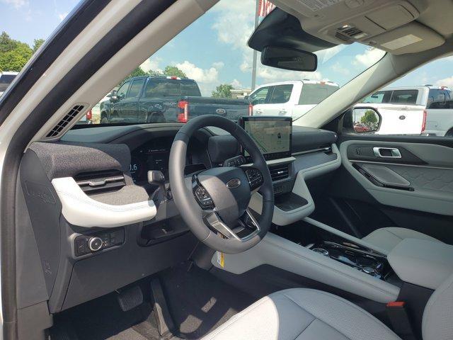 new 2025 Ford Explorer car, priced at $62,140