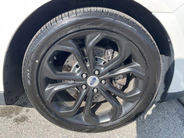 used 2015 Ford Taurus car, priced at $14,900