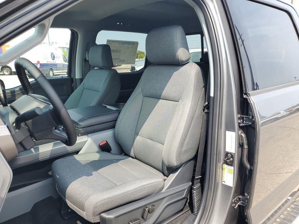 new 2025 Ford F-150 car, priced at $61,413