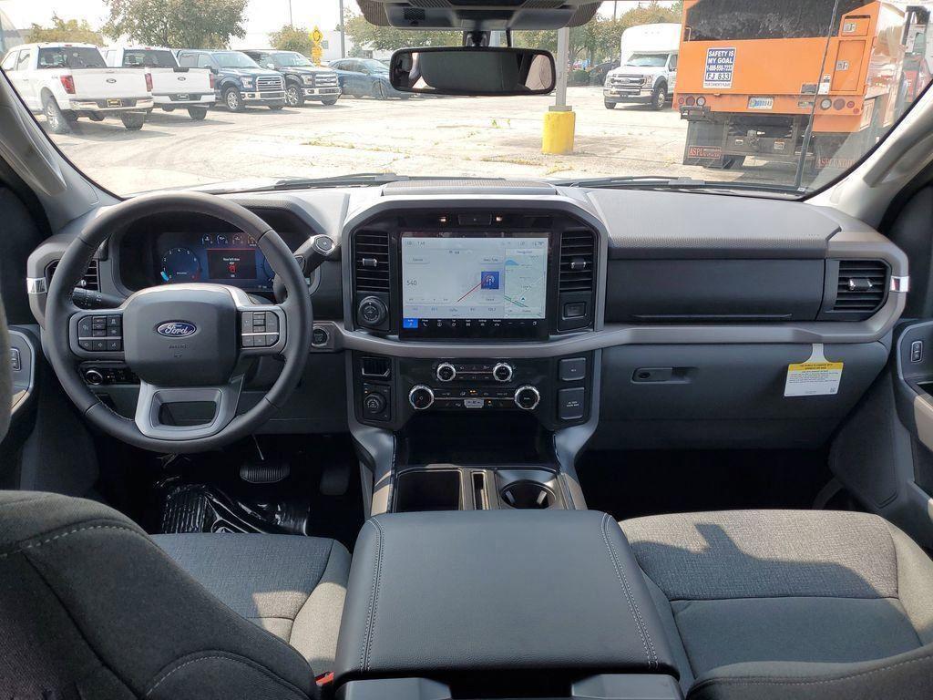 new 2025 Ford F-150 car, priced at $61,413