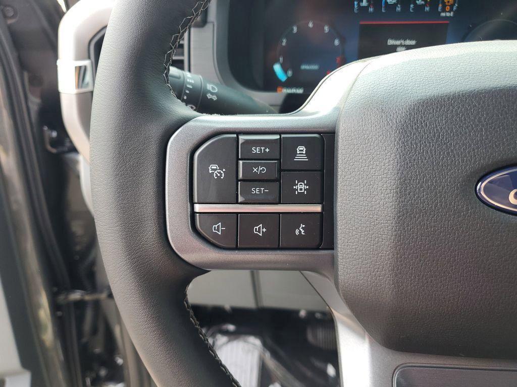 new 2025 Ford F-150 car, priced at $61,413