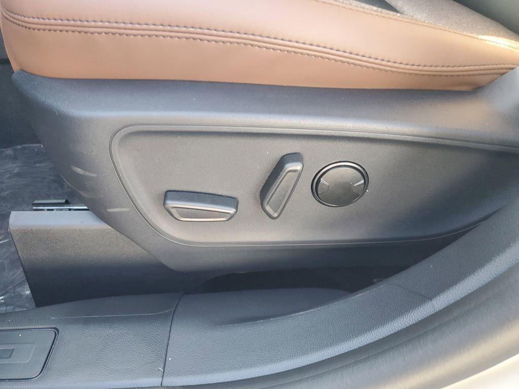 new 2025 Ford Bronco Sport car, priced at $37,686