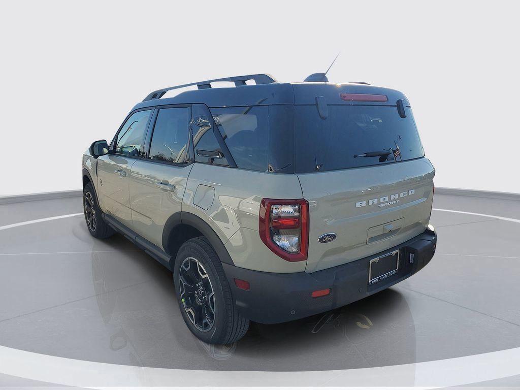 new 2025 Ford Bronco Sport car, priced at $37,686