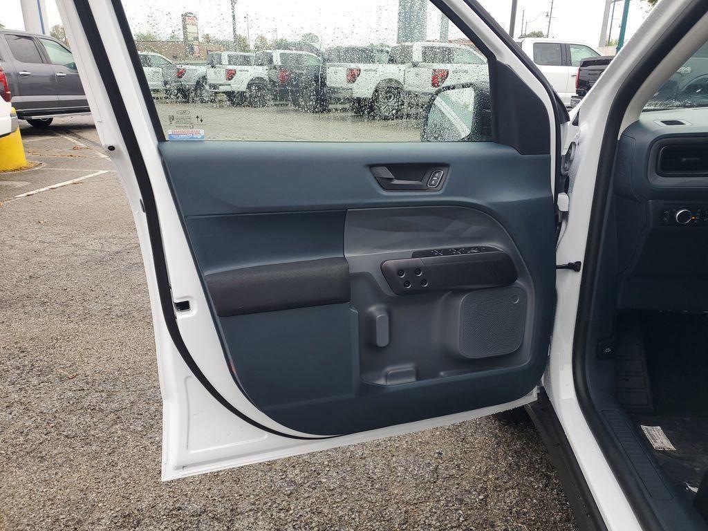 new 2025 Ford Maverick car, priced at $30,889