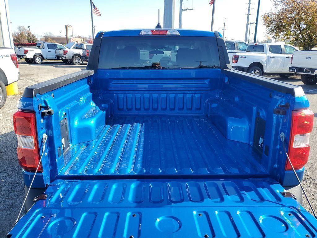 new 2025 Ford Maverick car, priced at $31,582