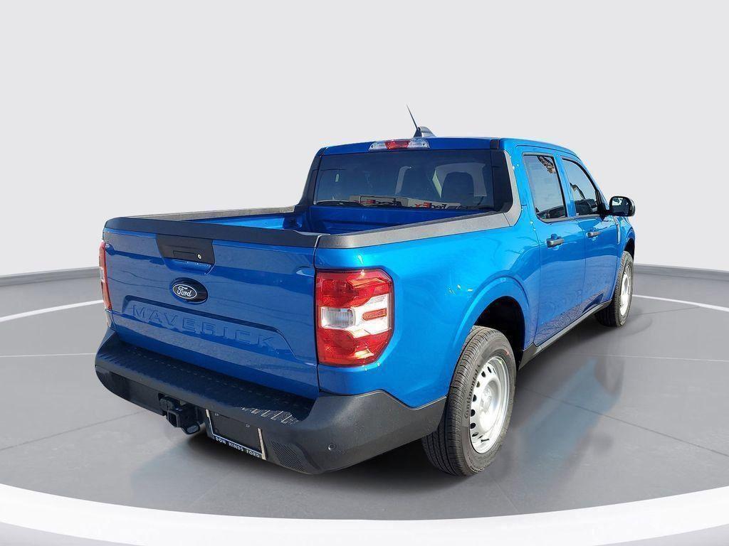 new 2025 Ford Maverick car, priced at $31,582
