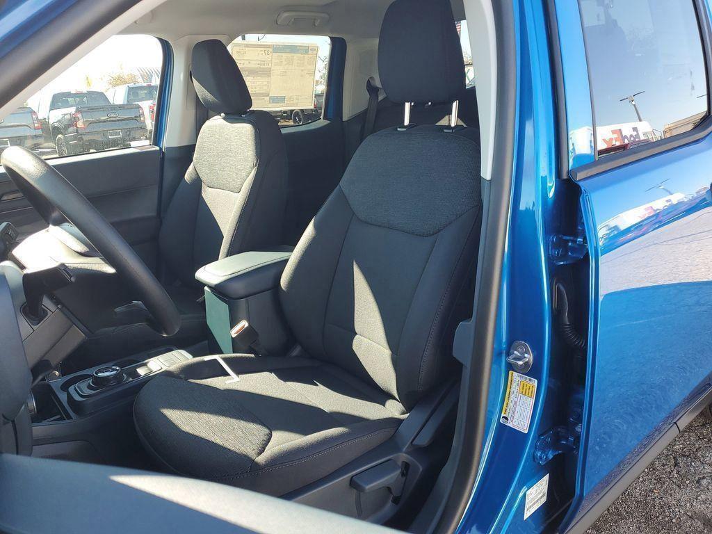 new 2025 Ford Maverick car, priced at $31,582
