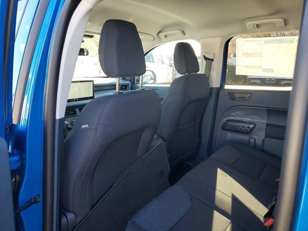new 2025 Ford Maverick car, priced at $31,582