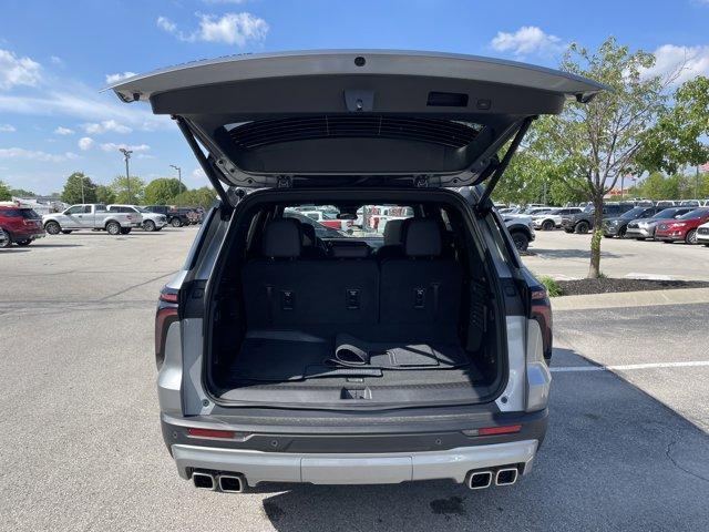 used 2025 Chevrolet Traverse car, priced at $50,500