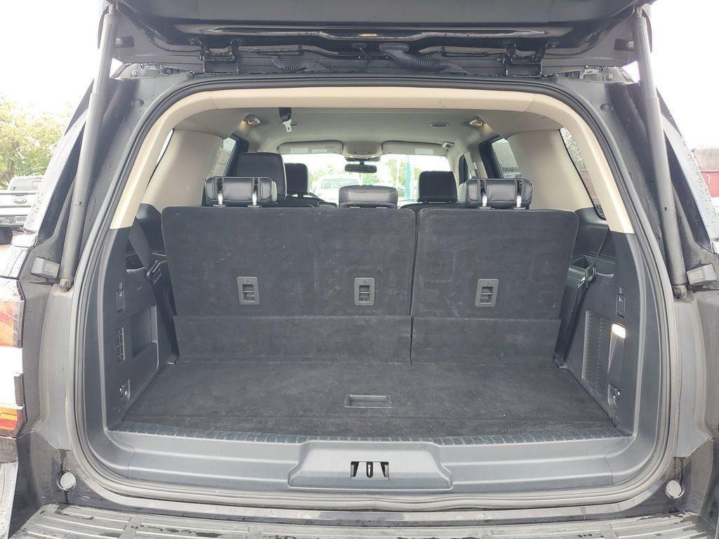 used 2024 Ford Expedition car, priced at $44,506