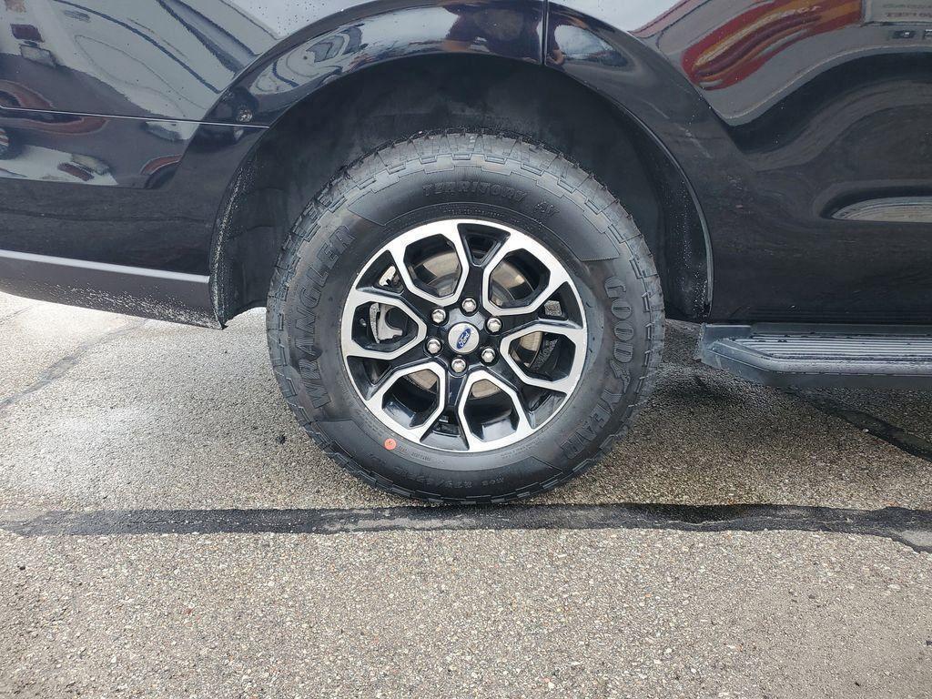 used 2024 Ford Expedition car, priced at $44,506