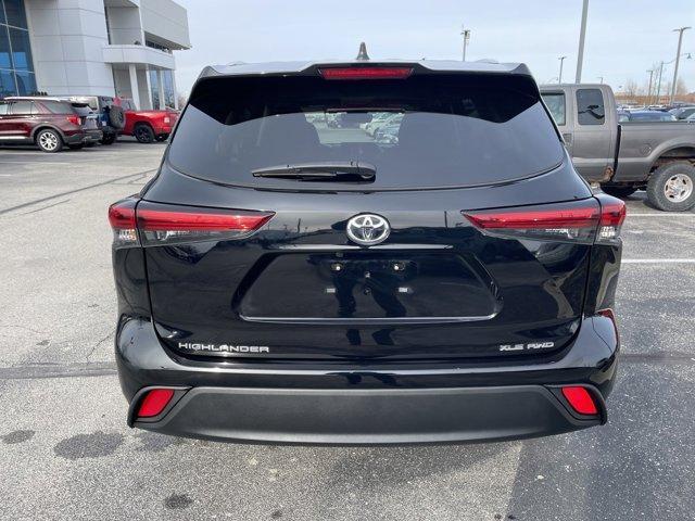 used 2023 Toyota Highlander car, priced at $38,300