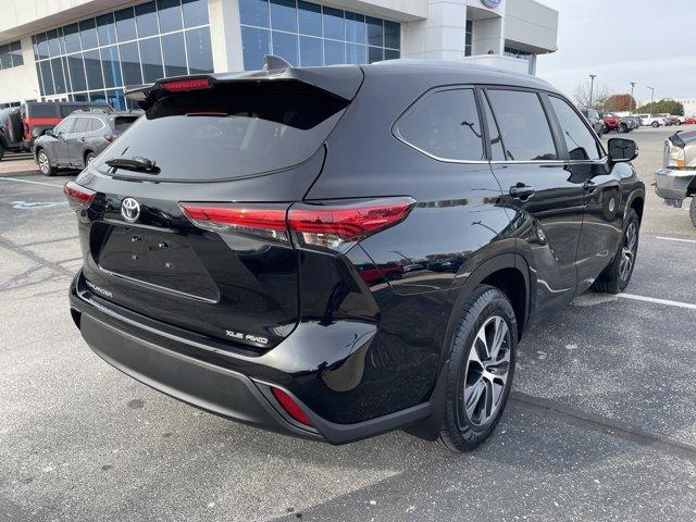 used 2023 Toyota Highlander car, priced at $38,300