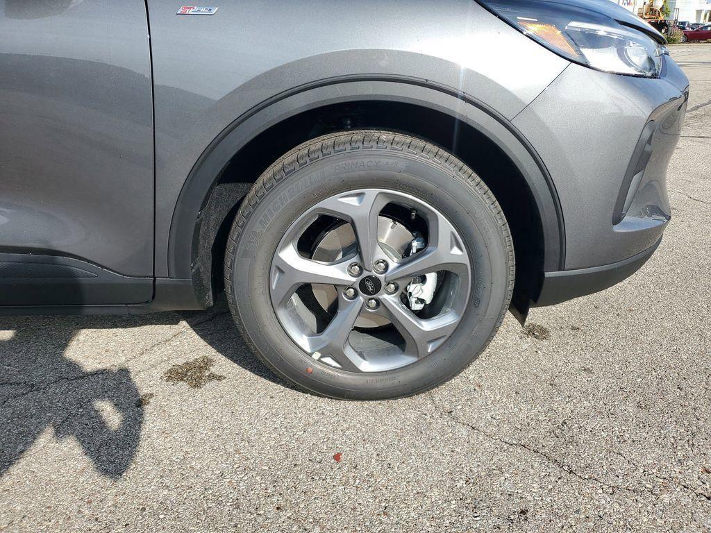 new 2025 Ford Escape car, priced at $27,714