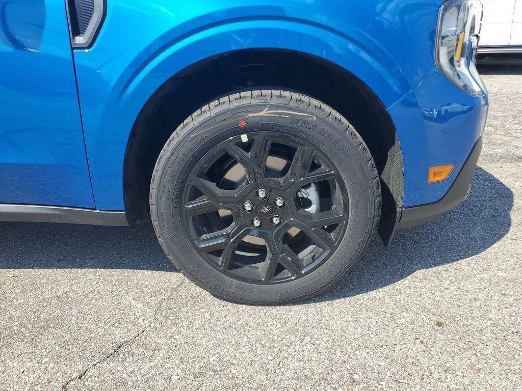 new 2025 Ford Maverick car, priced at $35,308