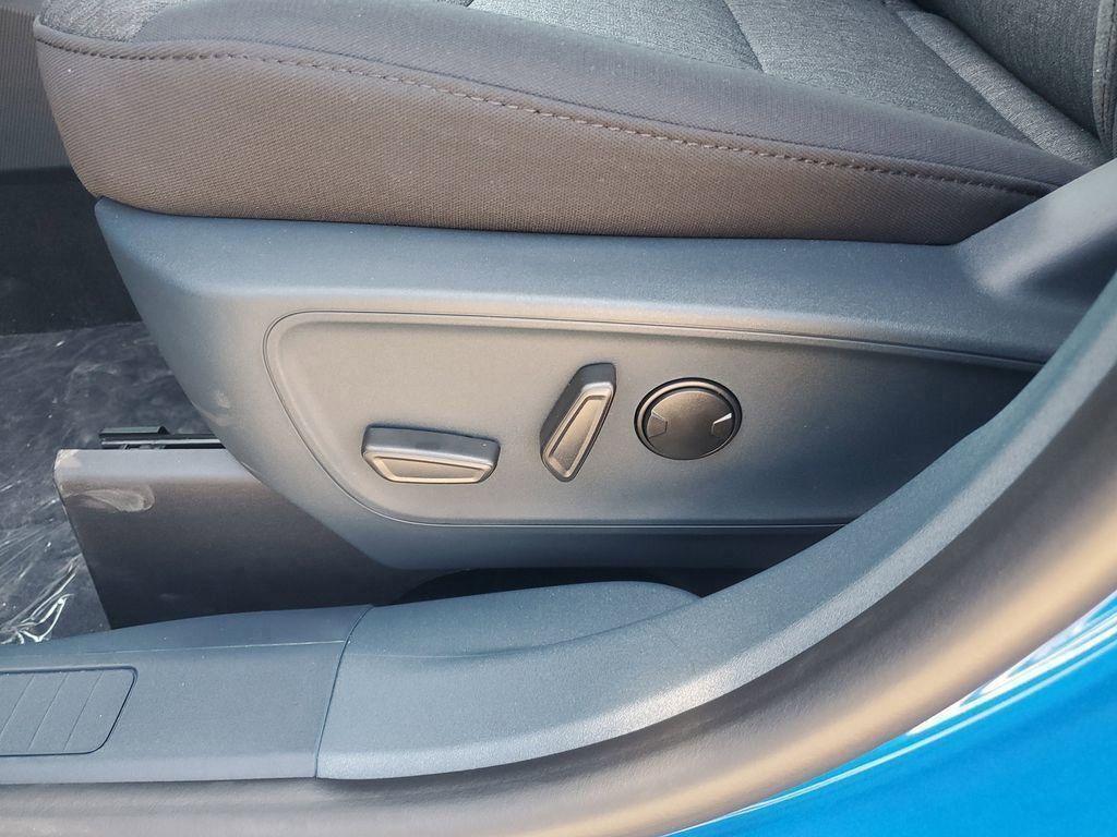 new 2025 Ford Maverick car, priced at $35,308