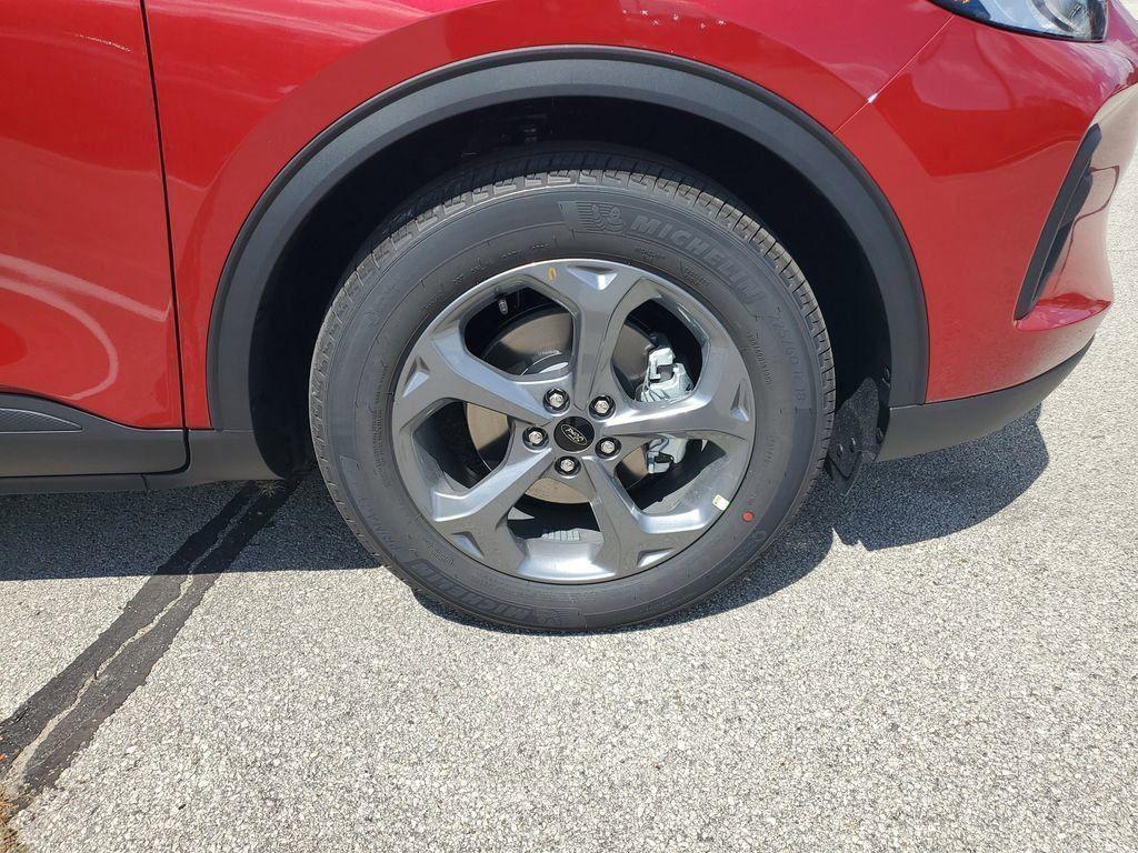 new 2025 Ford Escape car, priced at $28,644