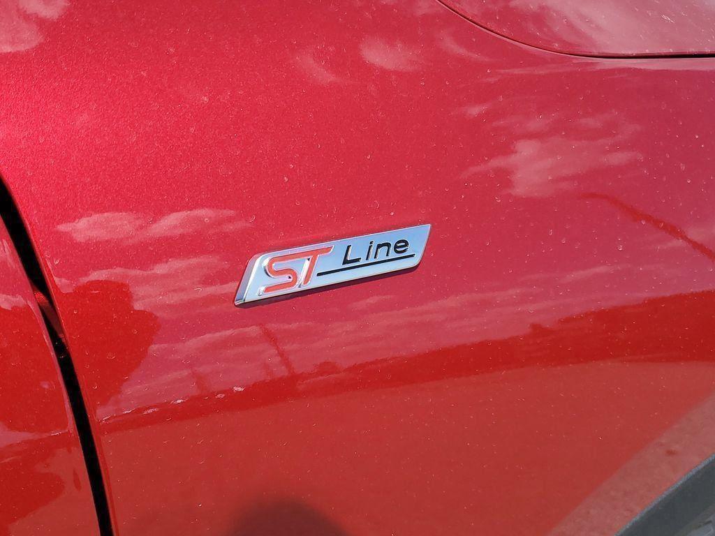 new 2025 Ford Escape car, priced at $28,644