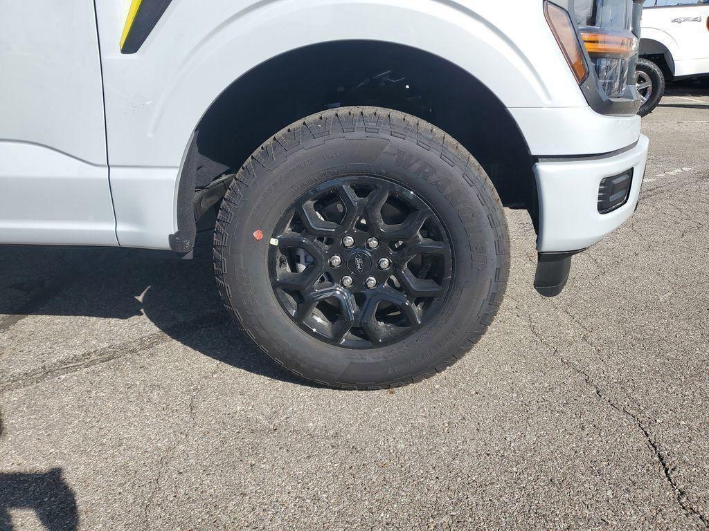 new 2025 Ford F-150 car, priced at $47,055