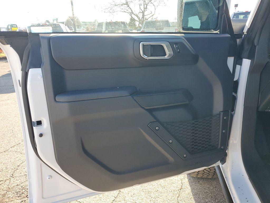 new 2025 Ford Bronco car