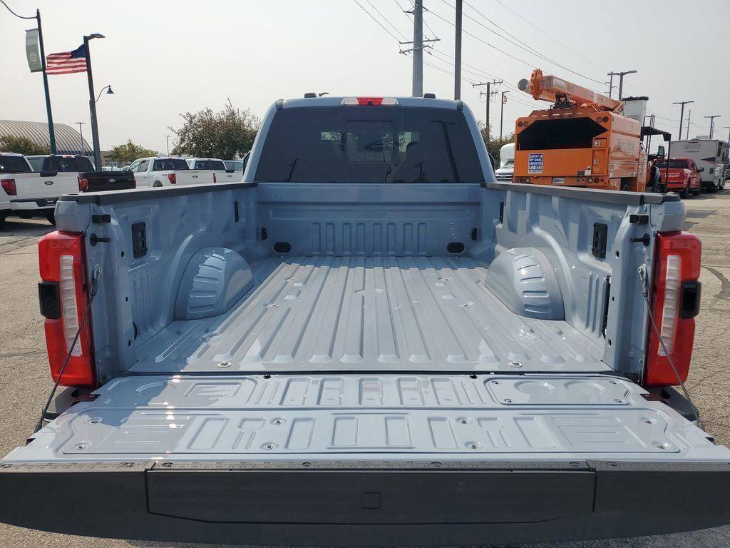 new 2025 Ford F-350 car, priced at $85,318