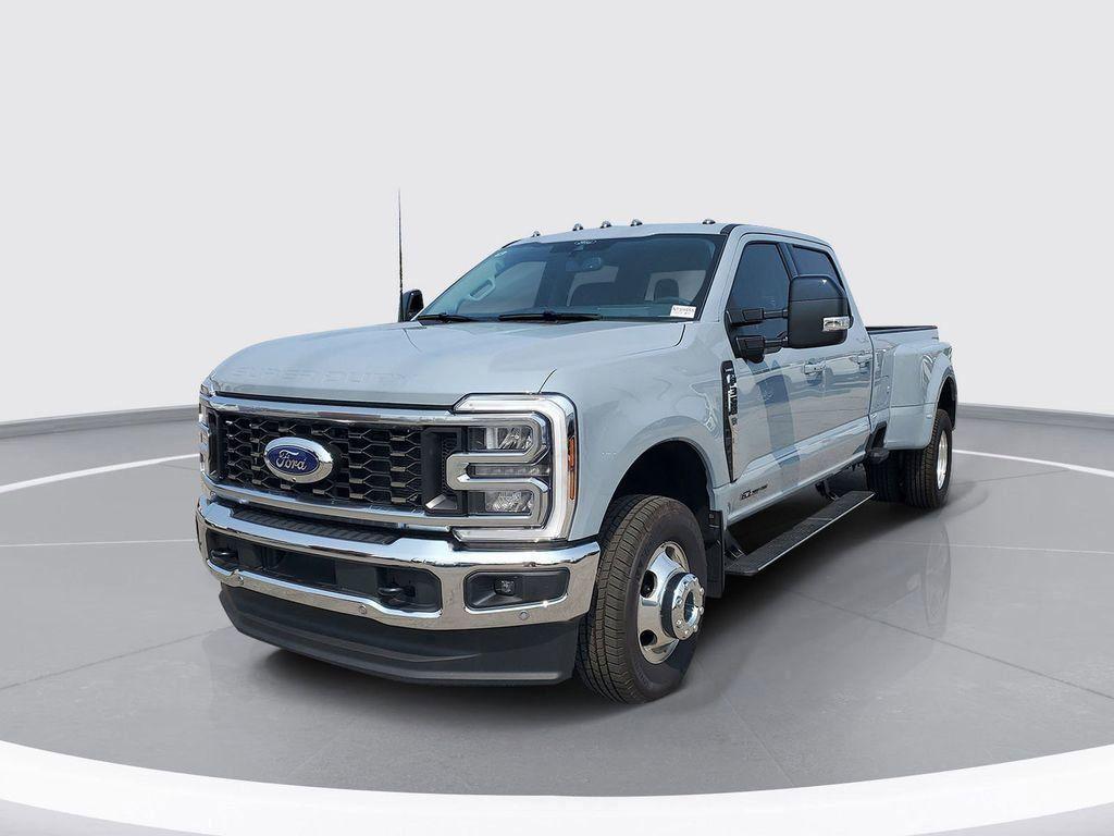 new 2025 Ford F-350 car, priced at $85,318