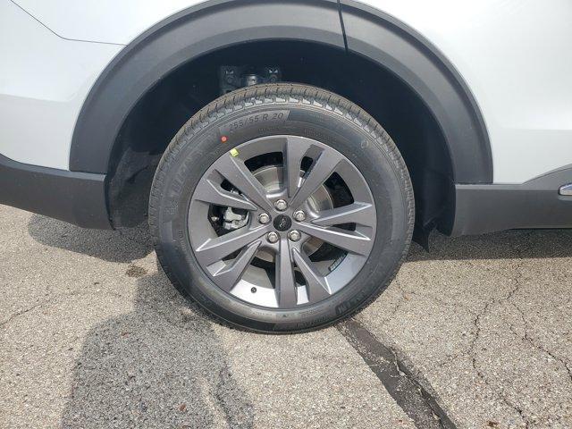 new 2025 Ford Explorer car