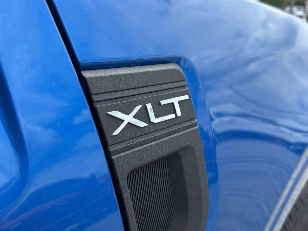 new 2025 Ford Maverick car, priced at $33,958