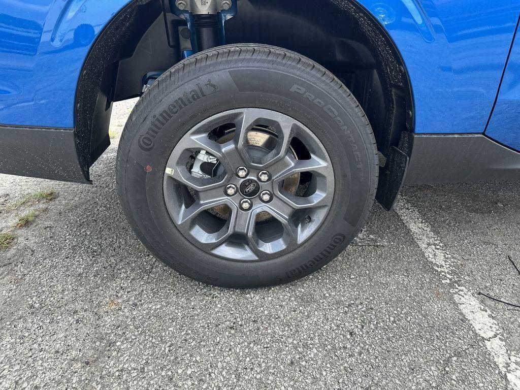 new 2025 Ford Maverick car, priced at $33,958