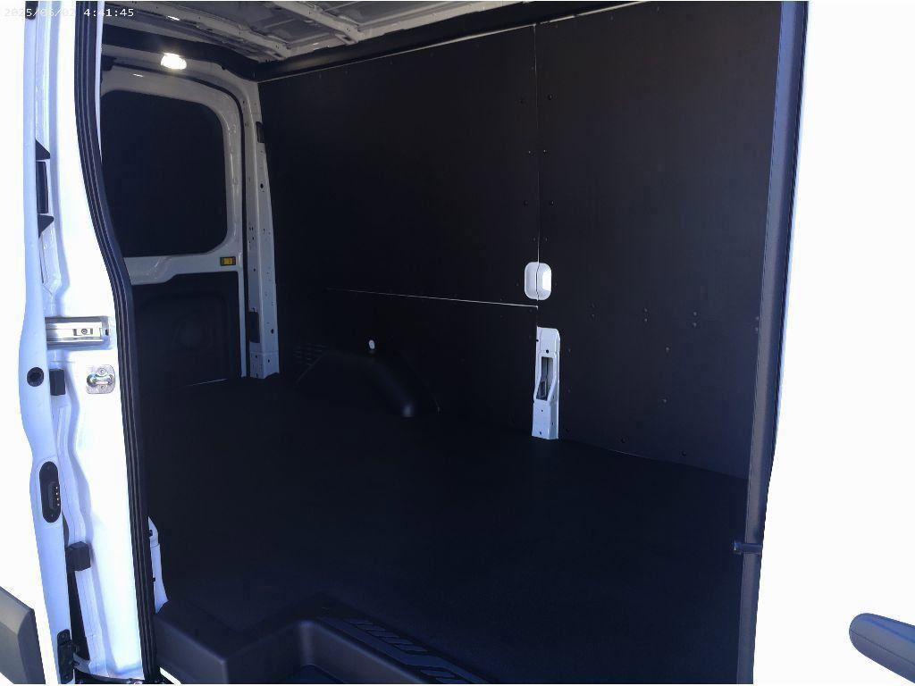 new 2026 Ford Transit-250 car