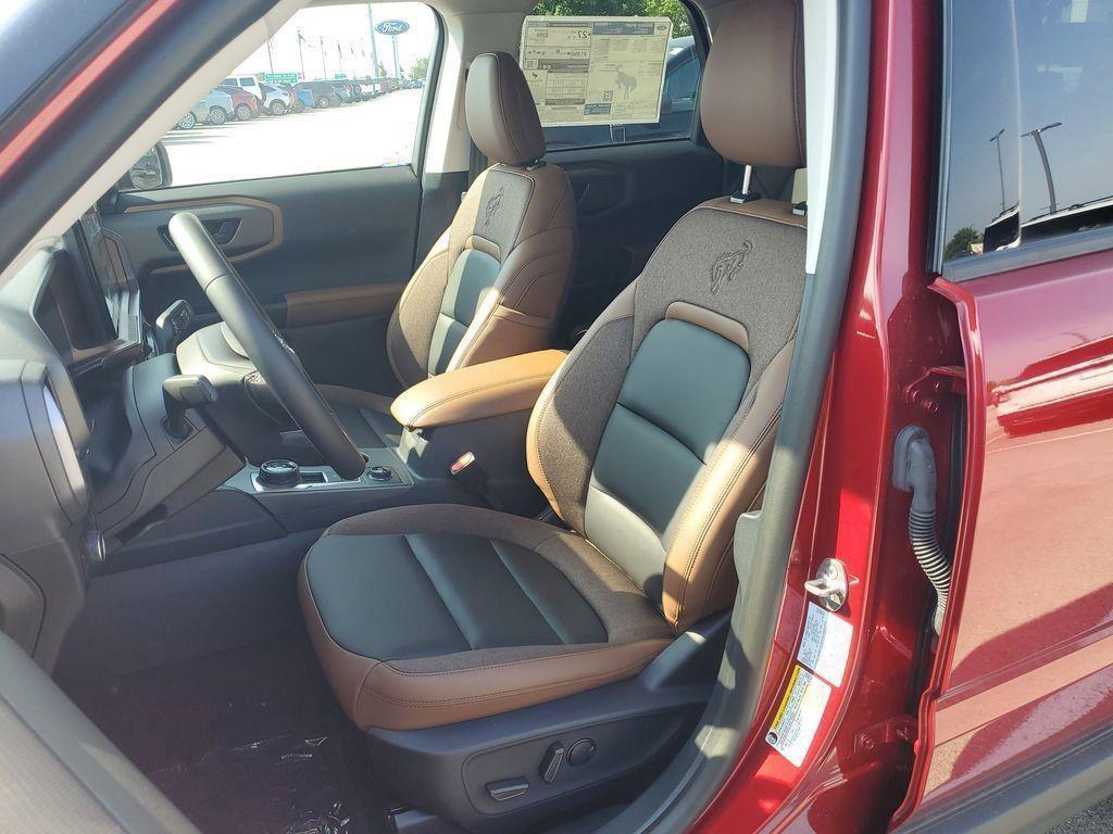 new 2025 Ford Bronco Sport car, priced at $37,303