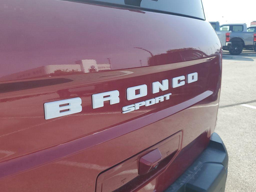 new 2025 Ford Bronco Sport car, priced at $37,303