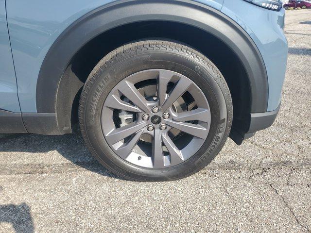 new 2025 Ford Explorer car