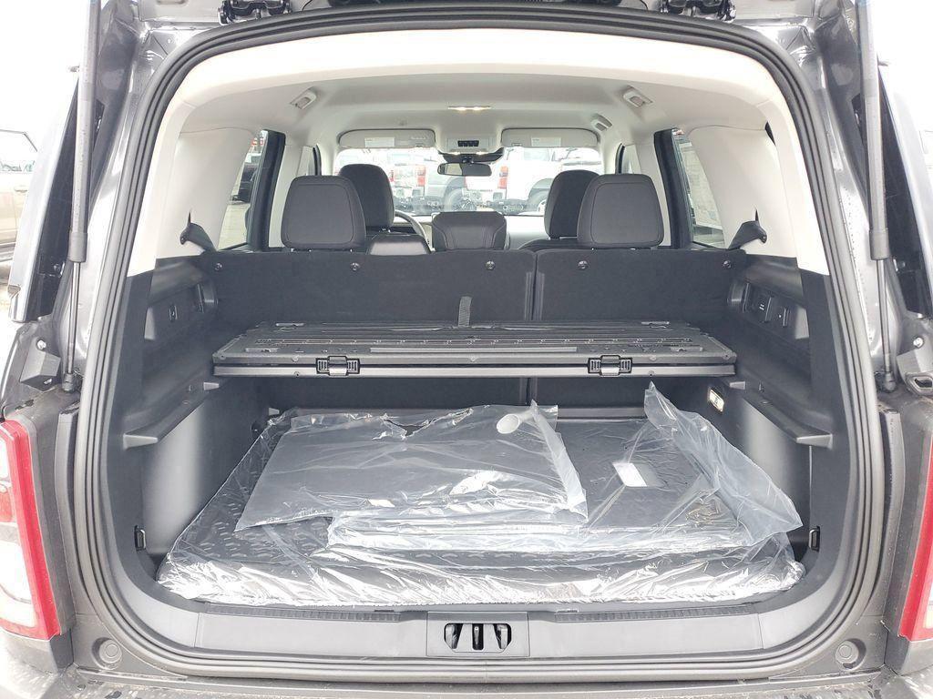 new 2025 Ford Bronco Sport car