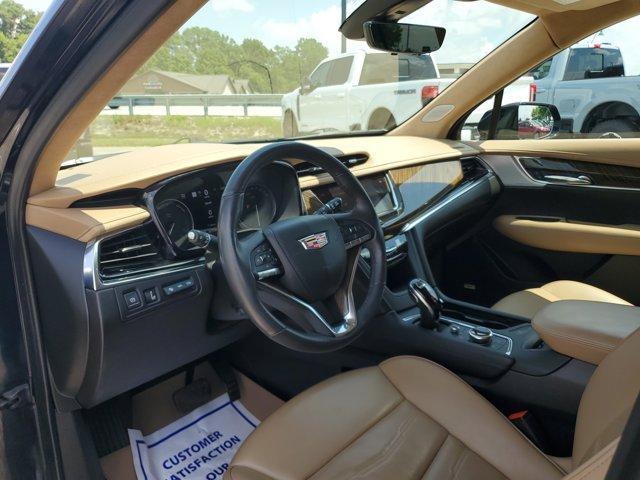 used 2021 Cadillac XT6 car, priced at $34,500