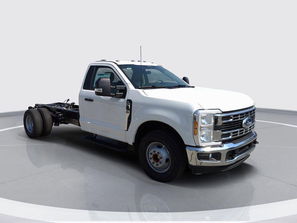 new 2025 Ford F-350 car, priced at $55,240