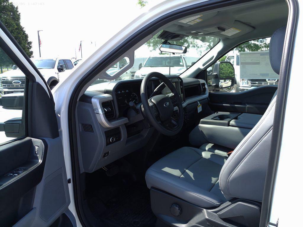 new 2025 Ford F-350 car, priced at $55,240