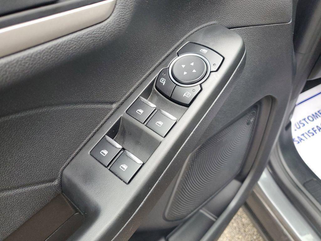 used 2022 Ford Escape car, priced at $17,312