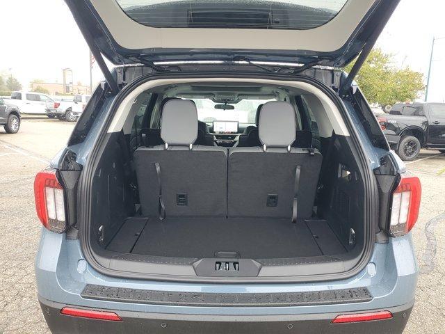 new 2025 Ford Explorer car, priced at $51,250