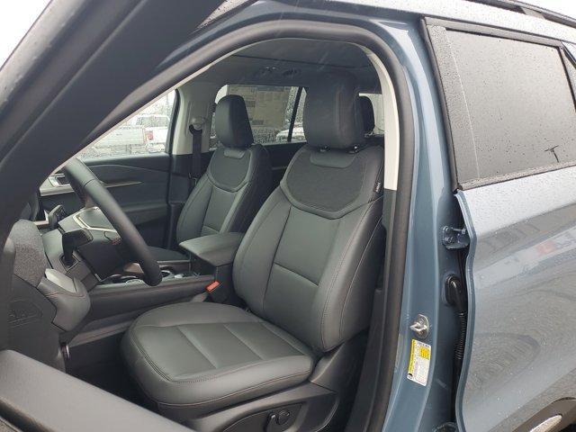 new 2025 Ford Explorer car, priced at $51,250