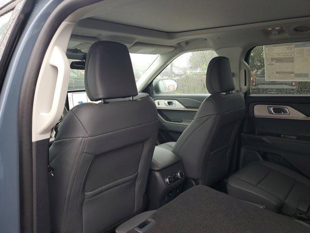 new 2025 Ford Explorer car, priced at $51,250