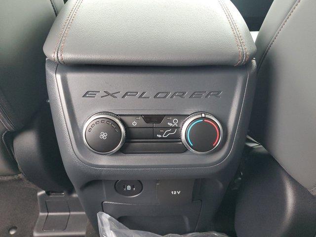 new 2025 Ford Explorer car, priced at $51,250