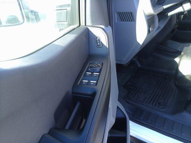 new 2025 Ford F-250 car